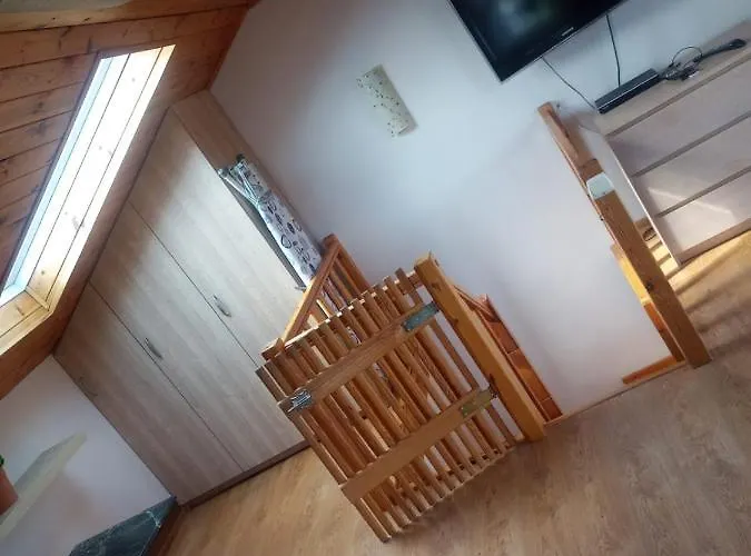 Semesterbostad Monika